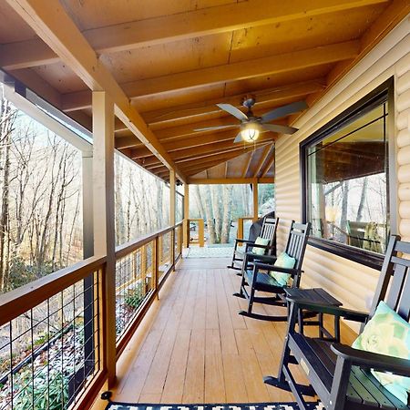 Fulmers' Fish Camp Maggie Valley Extérieur photo